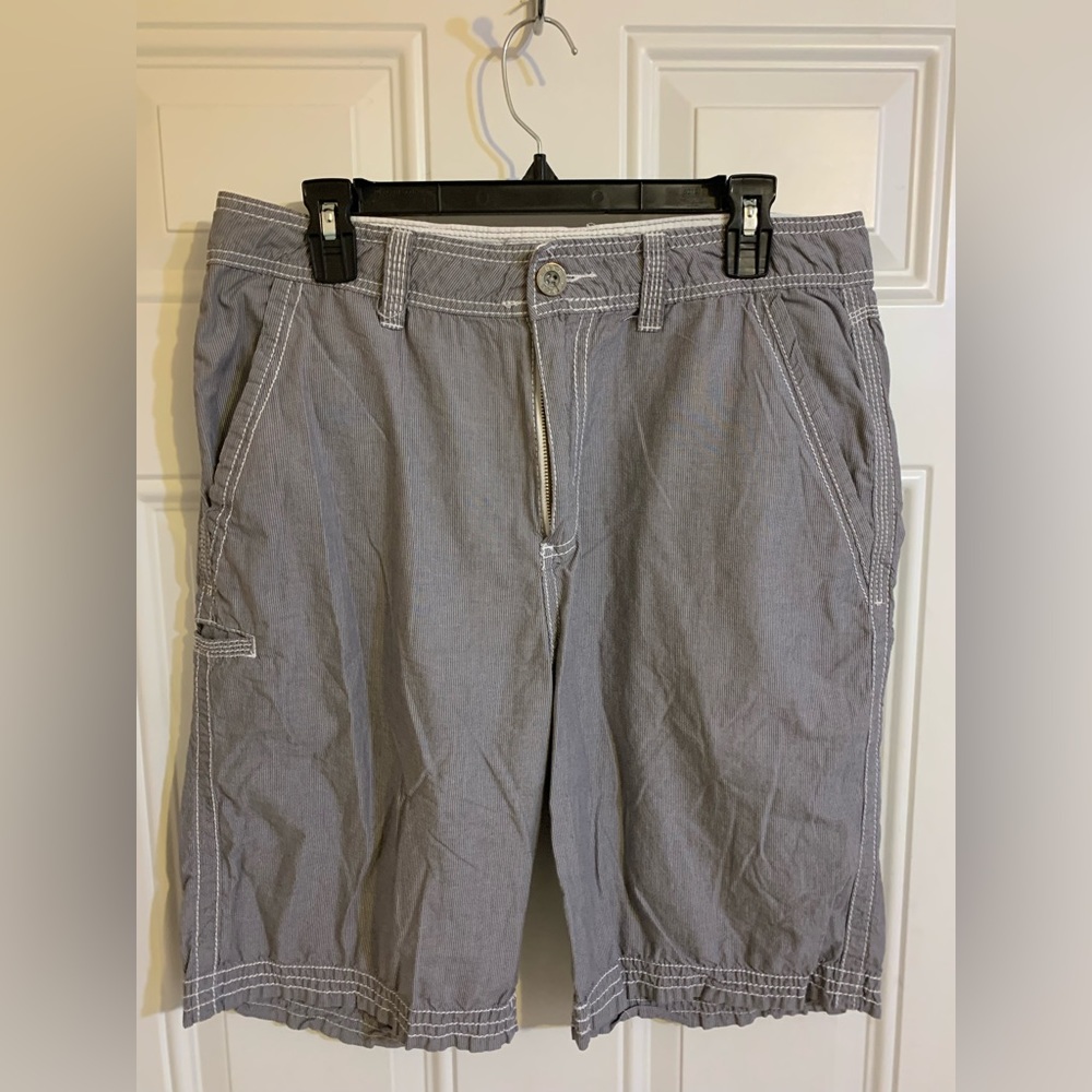BKE Athletic Fit Shorts Mens Size 32 Gray Norfolk 100% Cotton Casual‎ Skater